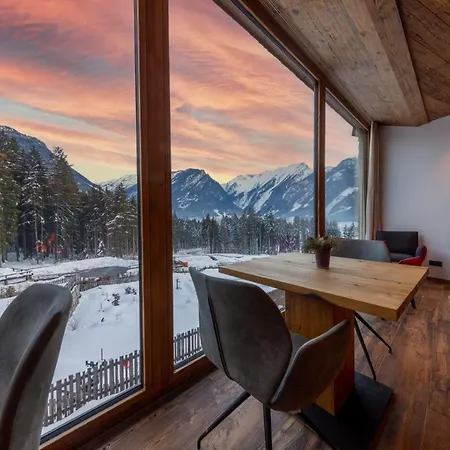 In Neukirchen By Lift & Sauna, Cleaning Included
