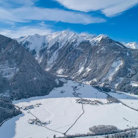 Nationalpark Chalets Neukirchen * Neukirchen am Großvenediger