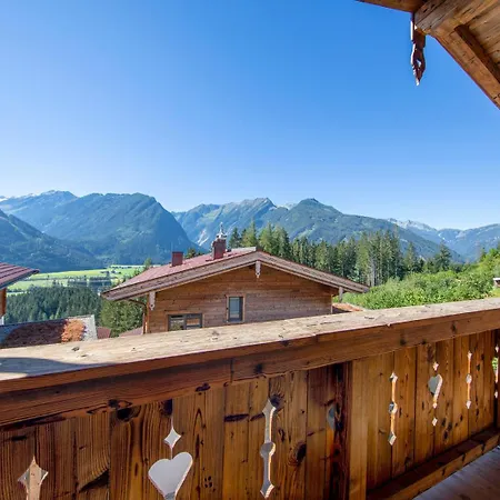 Nationalpark Chalets Neukirchen *