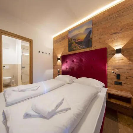 Nationalpark Chalets Neukirchen *