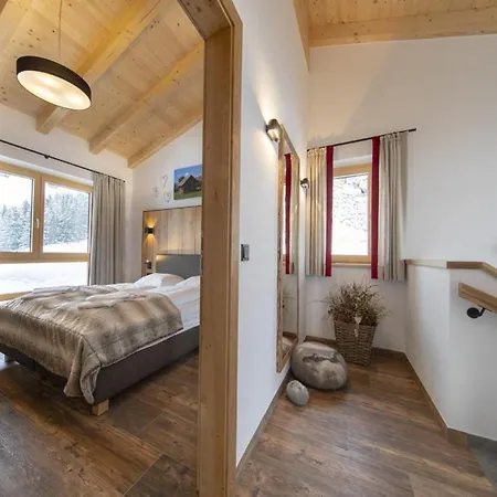 Nationalpark Chalets Neukirchen *