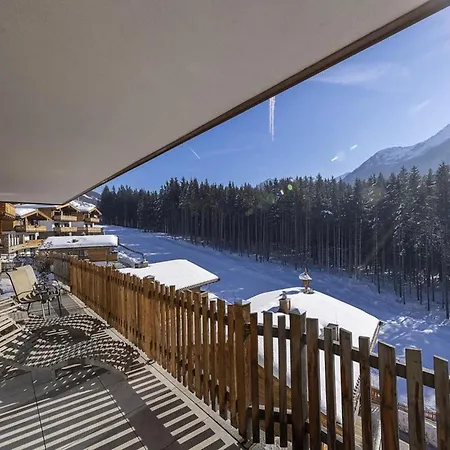 Nationalpark Chalets Neukirchen *