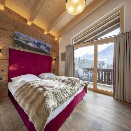בקתה In Neukirchen By Lift & Sauna, Cleaning Included